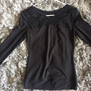 COPY - lululemon just breathe long sleeve